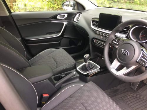 Group D - Midsize Manual Hatchback