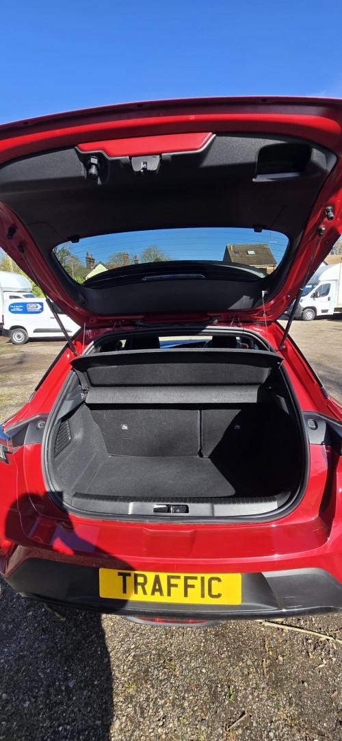 Group D Auto - Midsize Automatic Hatchback