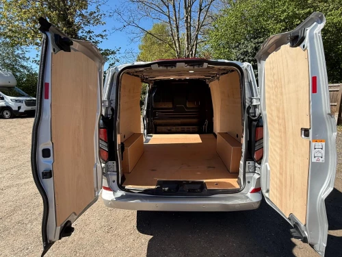 AUTO SWB Van