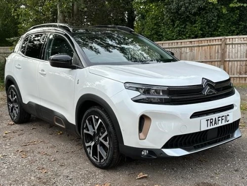 Group E - SUV-Style Manual Car