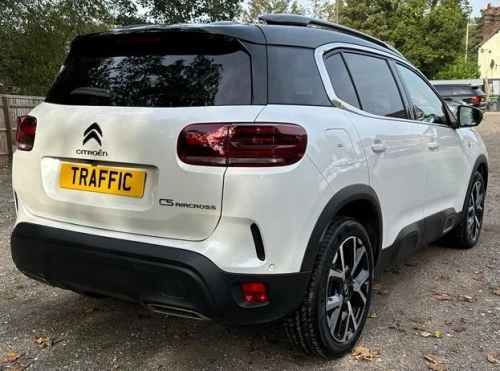 Group E - SUV-Style Manual Car