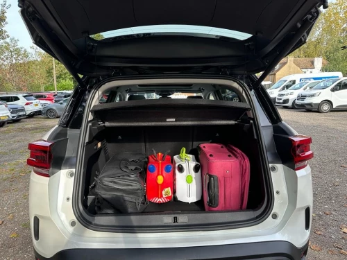 Group E - SUV-Style Manual Car